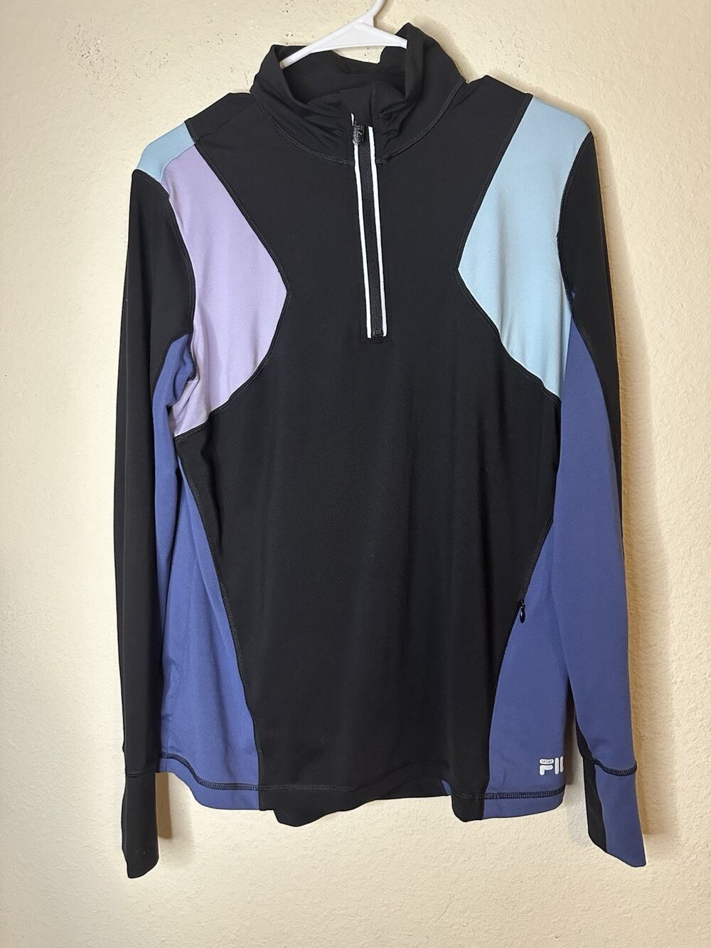 EUC Women’s Fila Long Sleeve Active Wear Black Color Block Top 1/2 zip Large